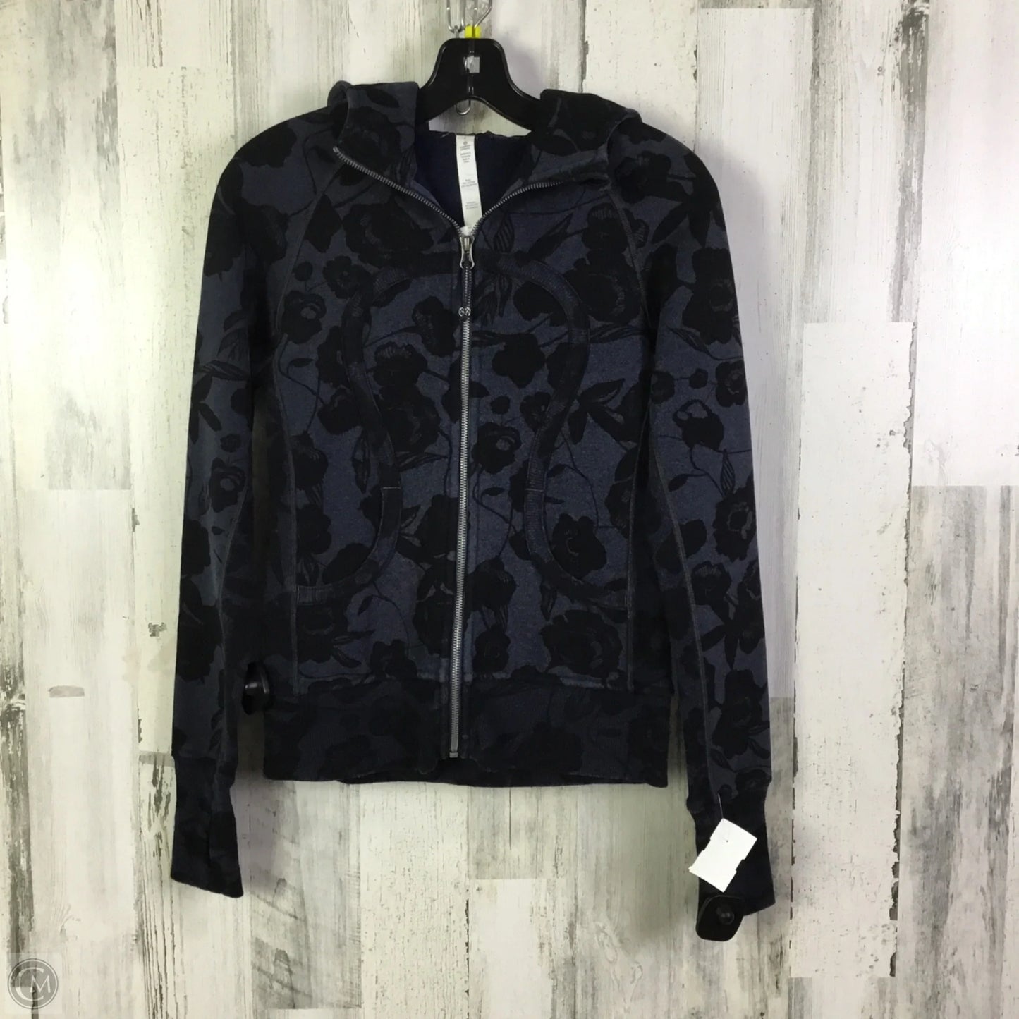 Athletic Jacket By Lululemon In Black & Blue, Size: 4