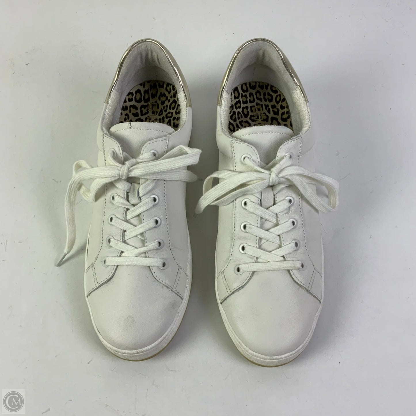 Shoes Sneakers By Chicos In White, Size: 9