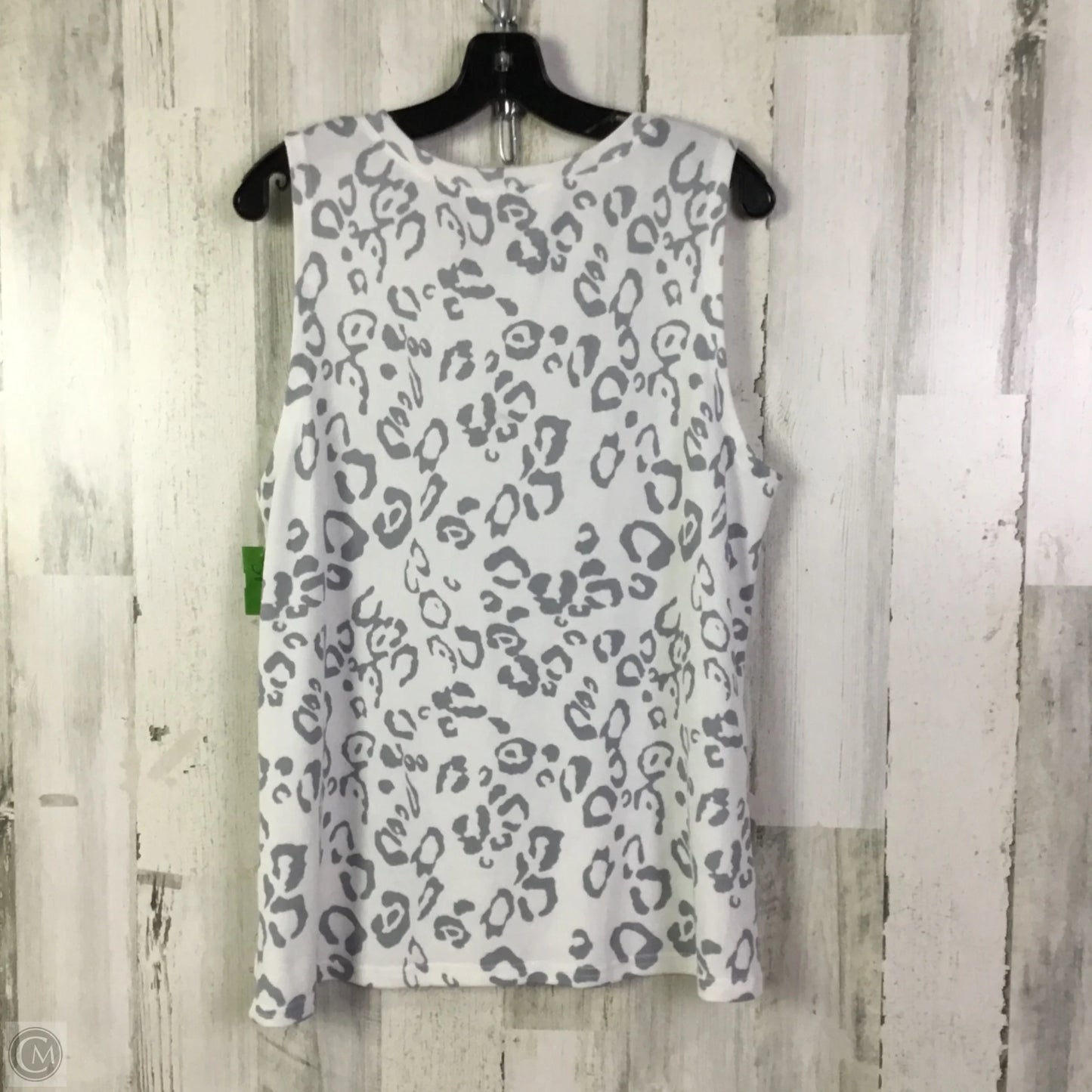 Top Sleeveless Basic By Clothes Mentor In White, Size: Xl