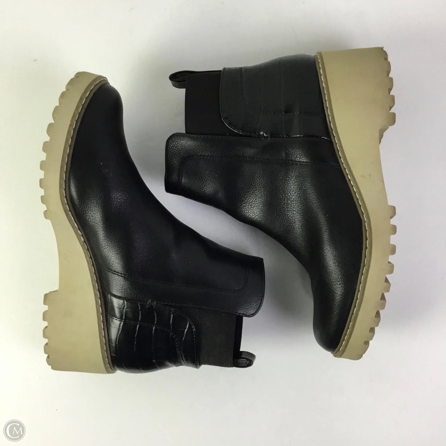 Boots Ankle Flats By Dv In Black, Size: 9