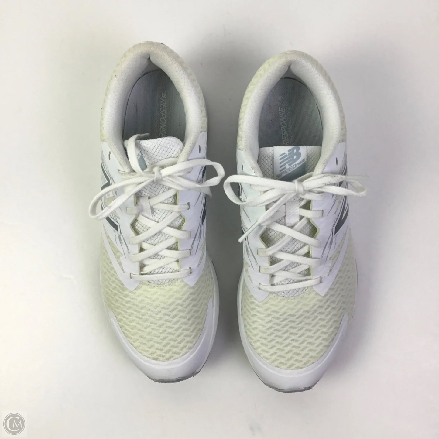 Shoes Athletic By New Balance In White, Size: 9.5