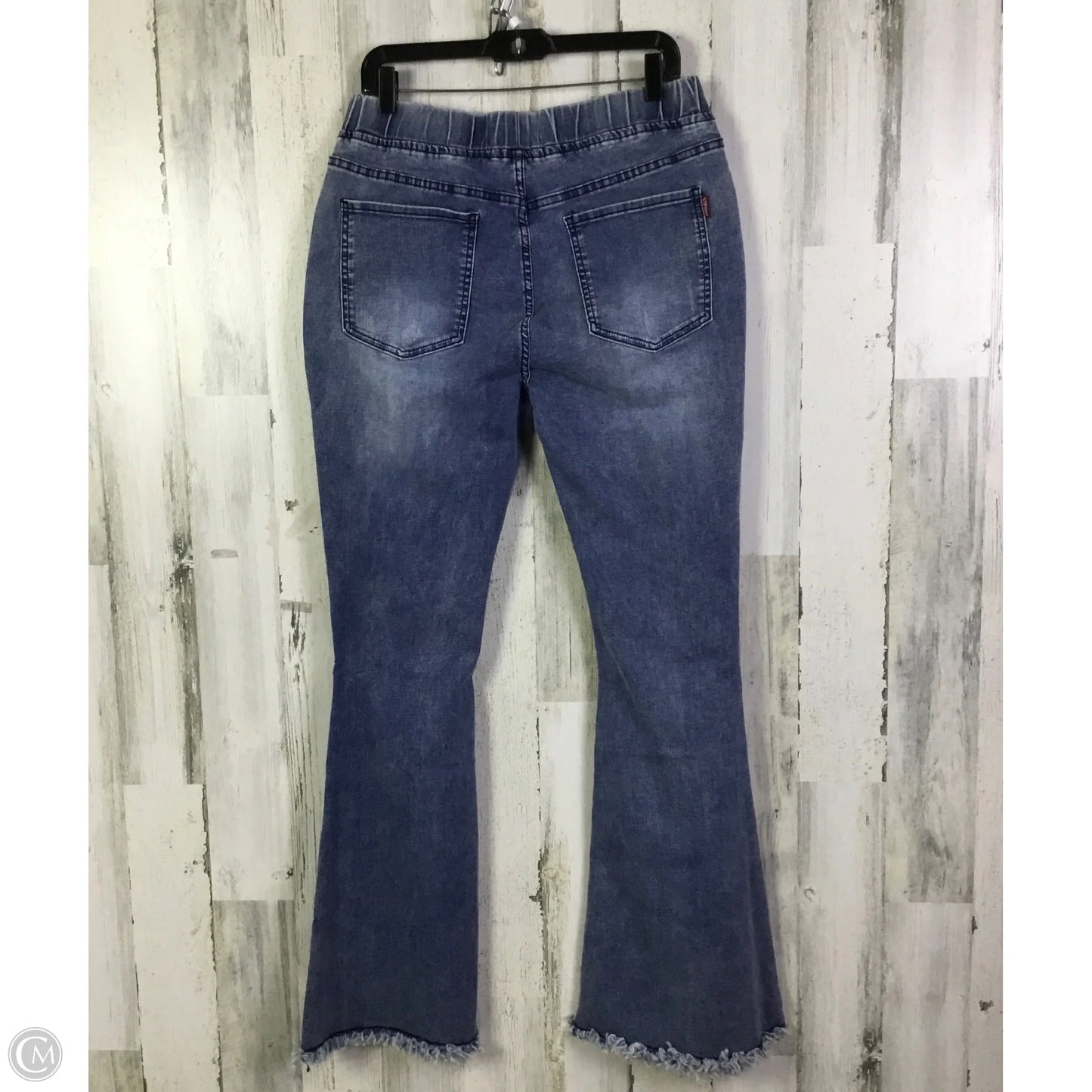 Jeans Flared By Clothes Mentor In Blue Denim, Size: 16