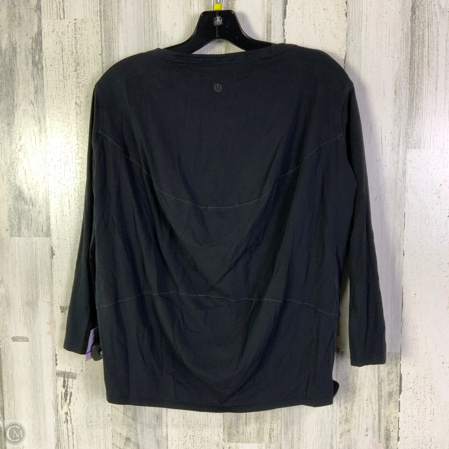 Athletic Top Long Sleeve Crewneck By Lululemon In Black, Size: M