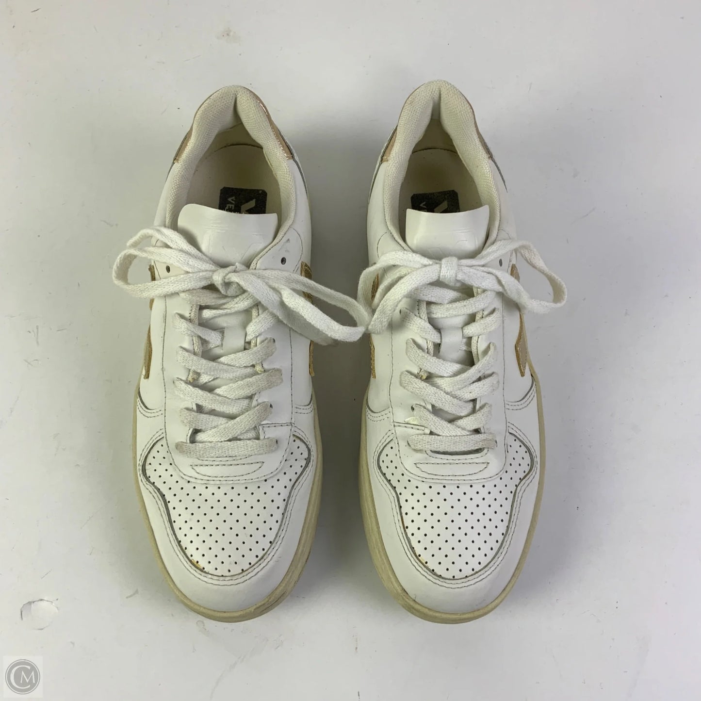 Shoes Sneakers By Veja In White, Size: 8