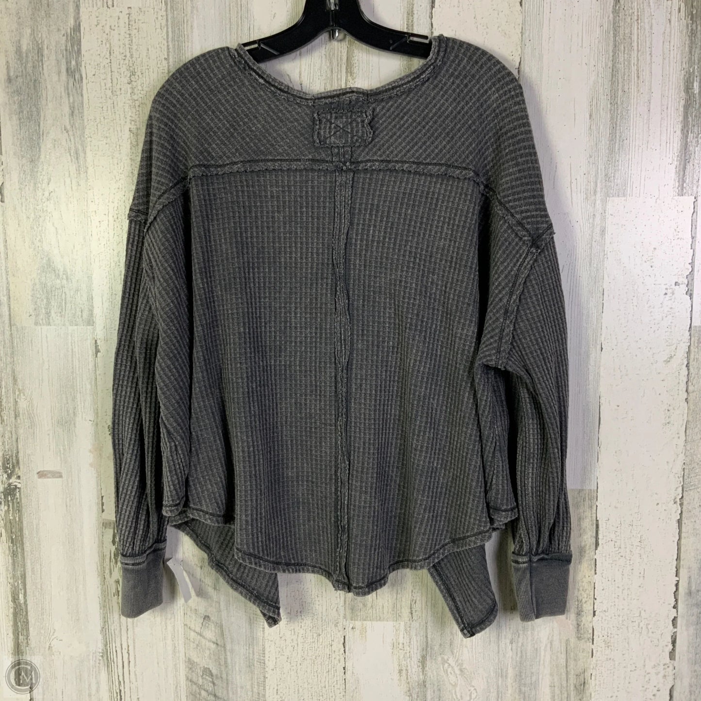 Top Long Sleeve By We The Free In Grey, Size: Xs