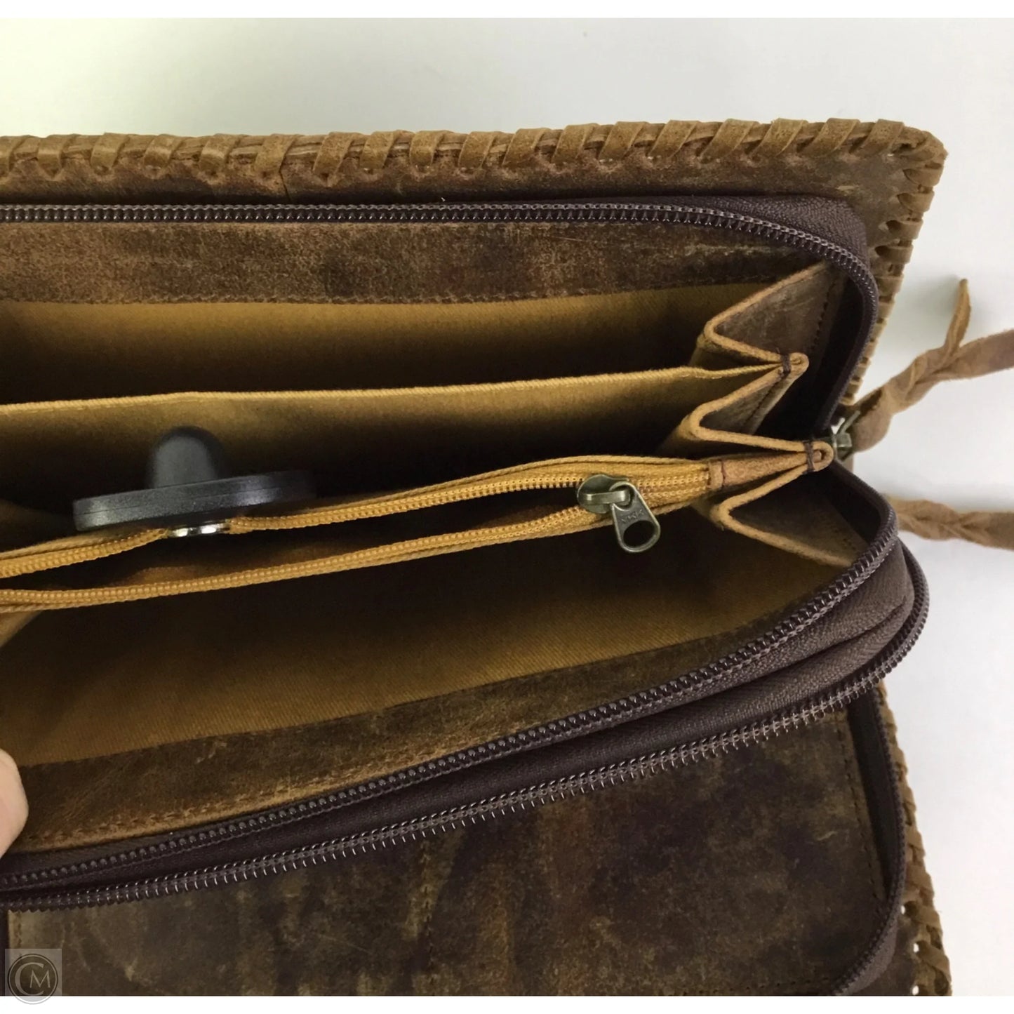 Crossbody Leather By Clothes Mentor, Size: Small