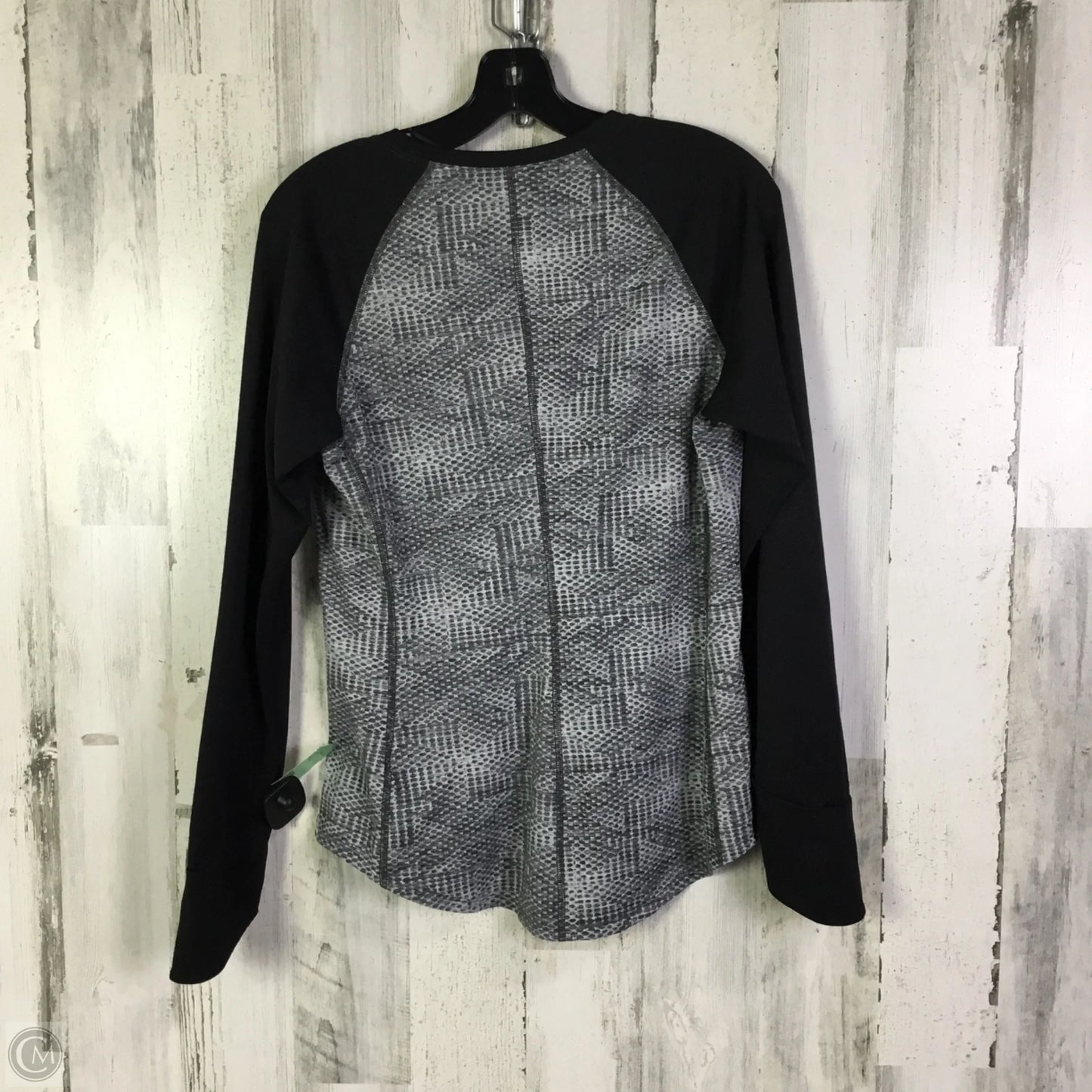 Athletic Top Long Sleeve Crewneck By The North Face In Black & Grey, Size: M
