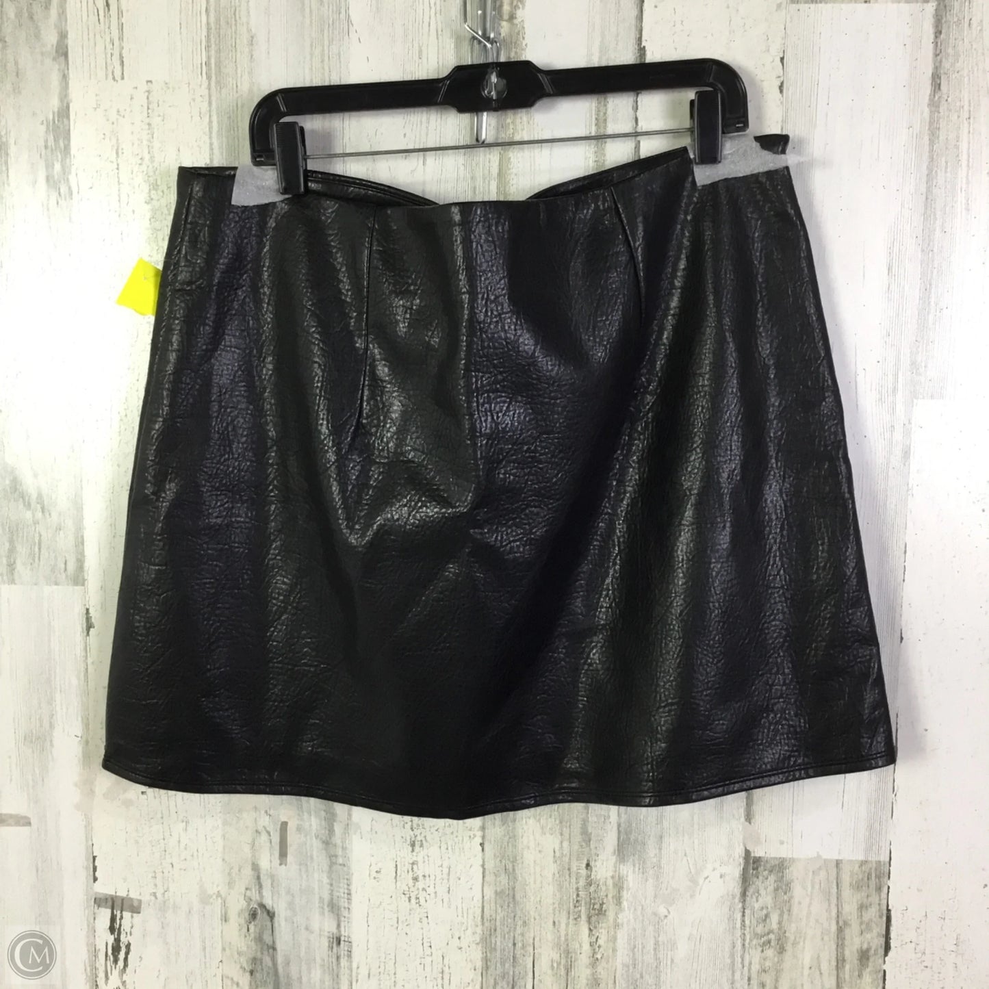 Skirt Mini & Short By Old Navy In Black, Size: 16