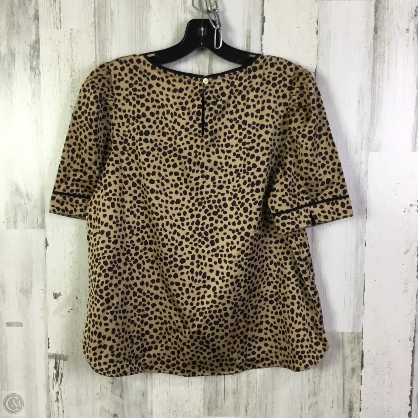 Top Short Sleeve By Loft In Tan, Size: Mp