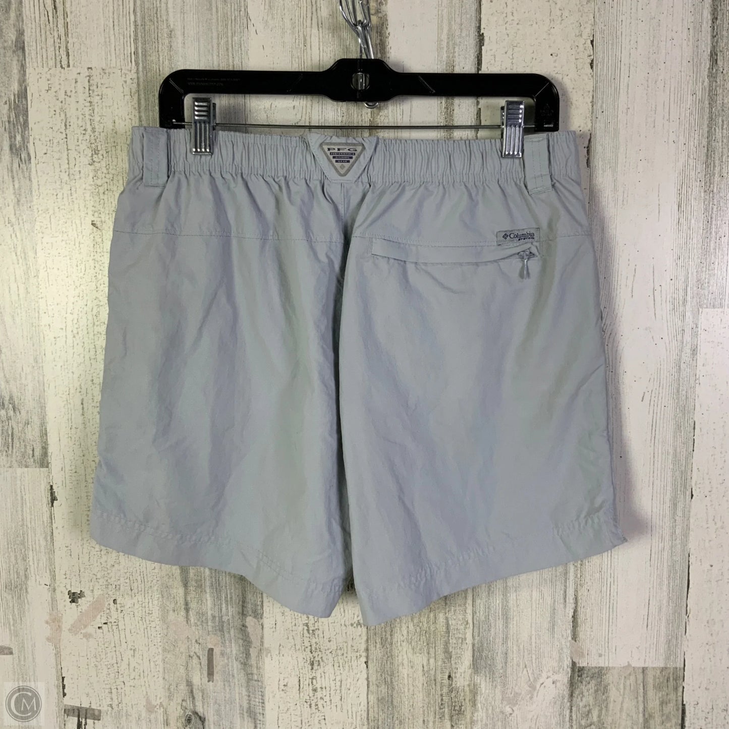 Athletic Shorts By Columbia In Grey, Size: L
