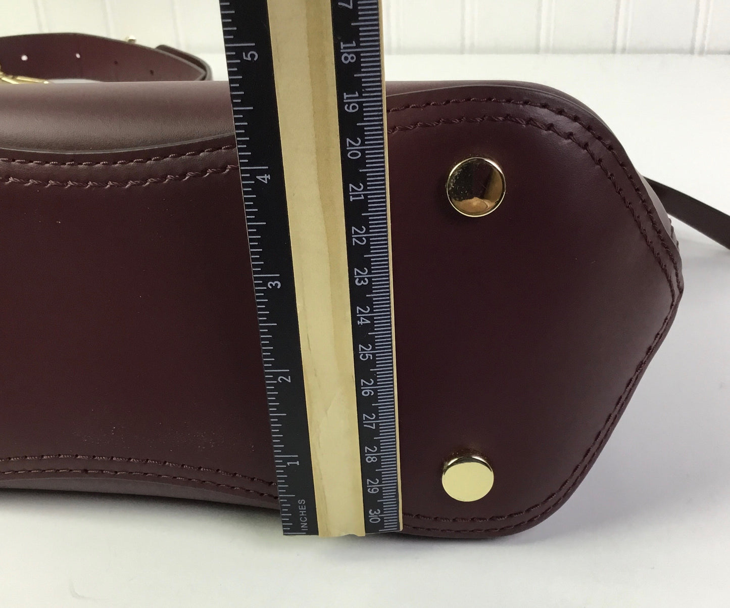 Handbag Designer By Michael Kors In Maroon, Size:Small