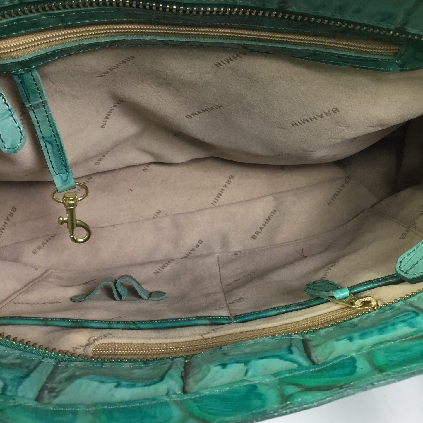 Handbag Designer By Brahmin In Green, Size:Large