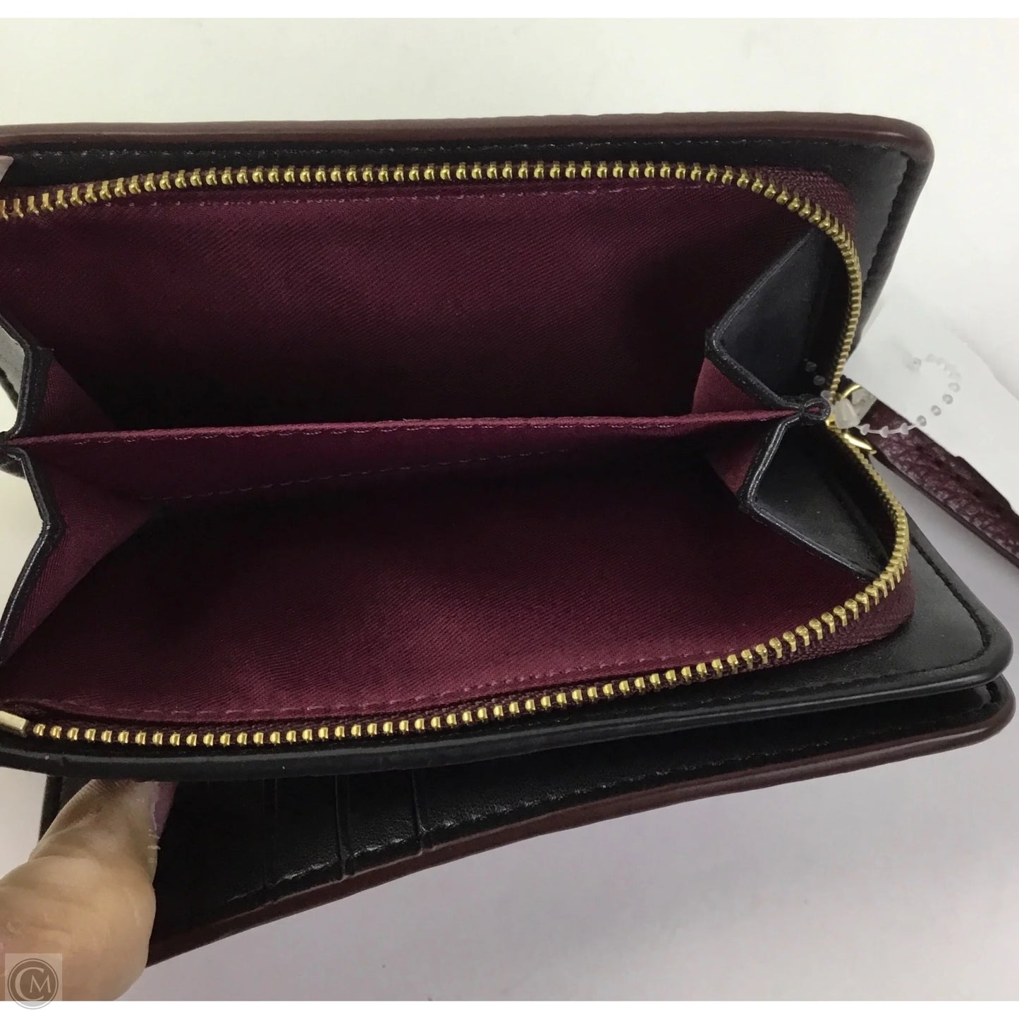 Wallet Designer By Marc Jacobs, Size: Medium