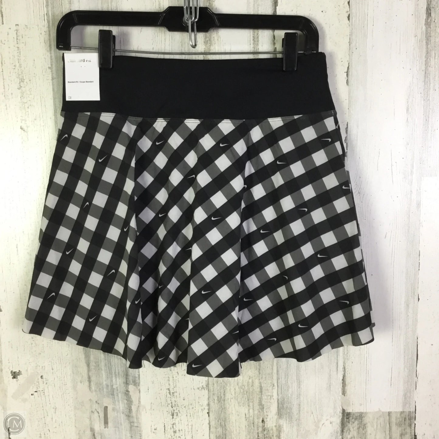 Athletic Skort By Nike Apparel In Black & Grey, Size: M