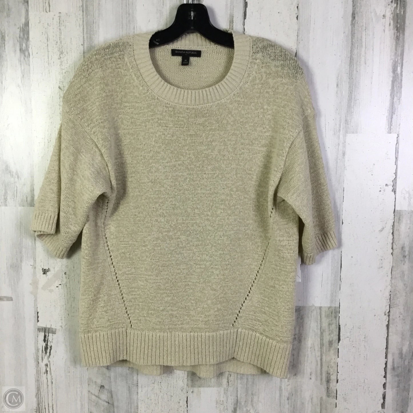 Sweater Short Sleeve By Banana Republic In Cream, Size: M