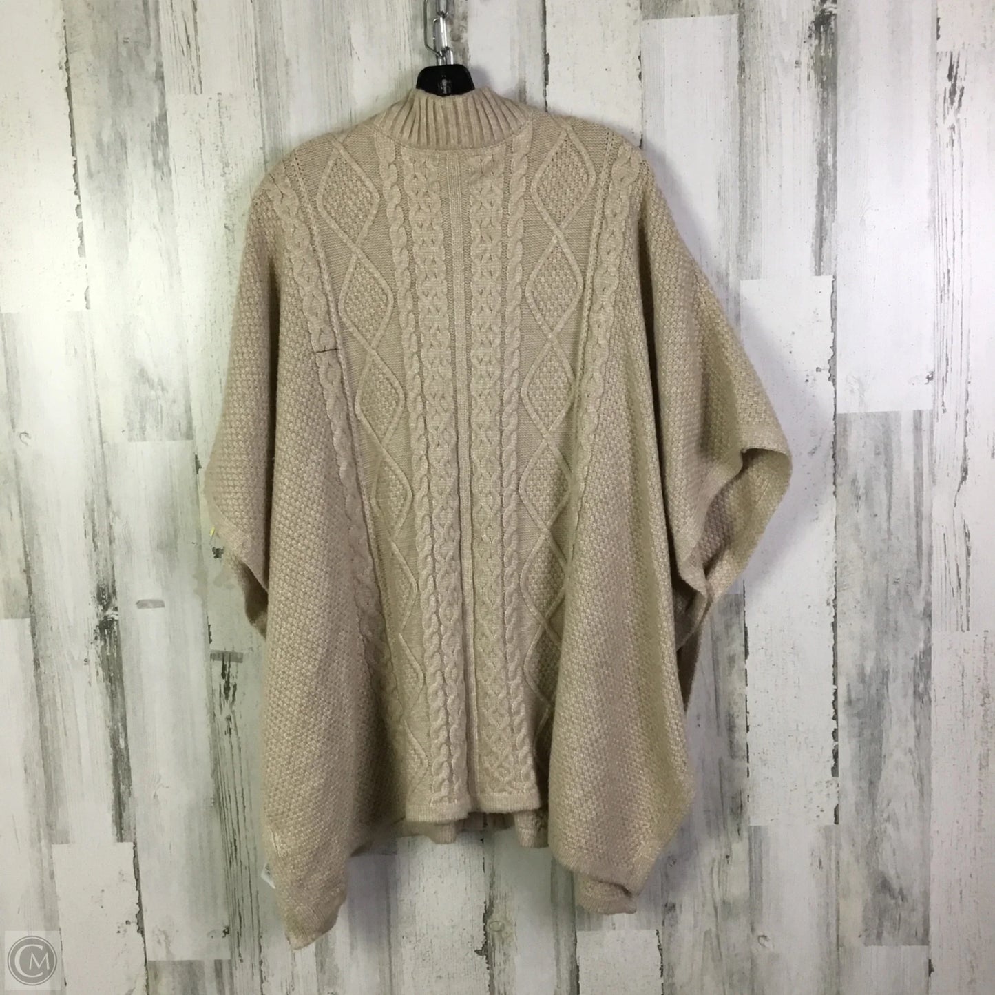 Shawl By Cupcakes And Cashmere In Cream, Size: L