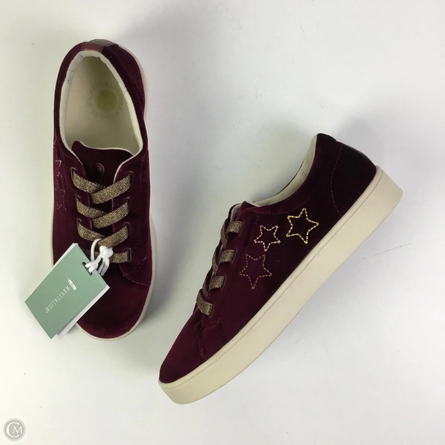 Shoes Sneakers By Clothes Mentor In Maroon, Size: 8.5