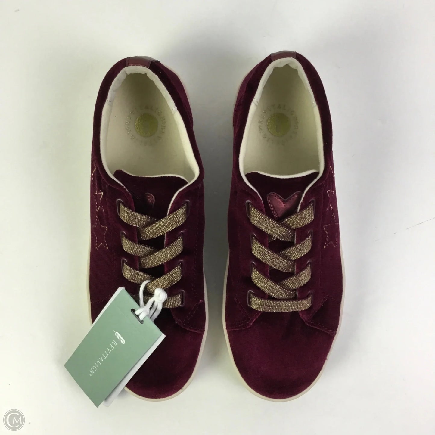 Shoes Sneakers By Clothes Mentor In Maroon, Size: 8.5