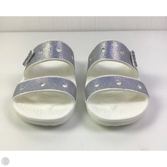 Sandals Flats By Crocs In Silver, Size: 8