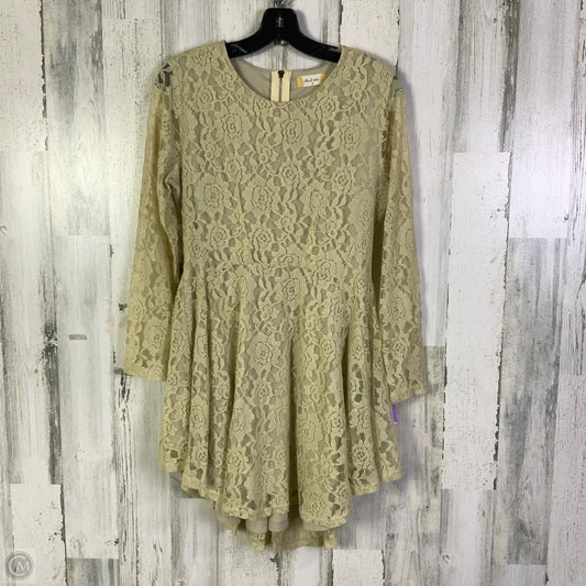 Dress Casual Short By Altard State In Cream, Size: M