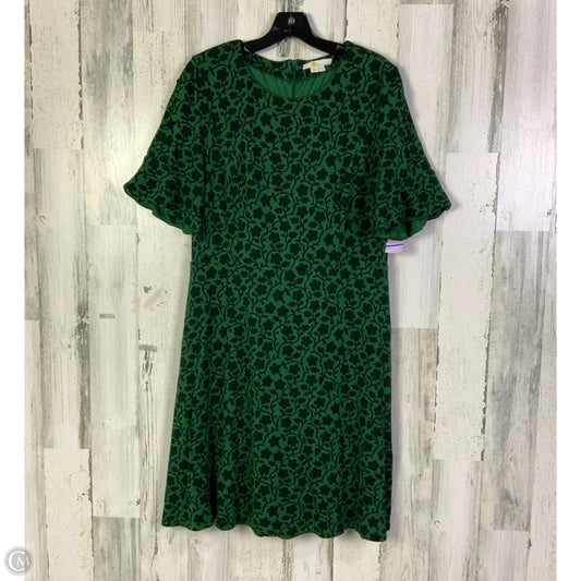 Dress Casual Short By Boden In Green, Size: L