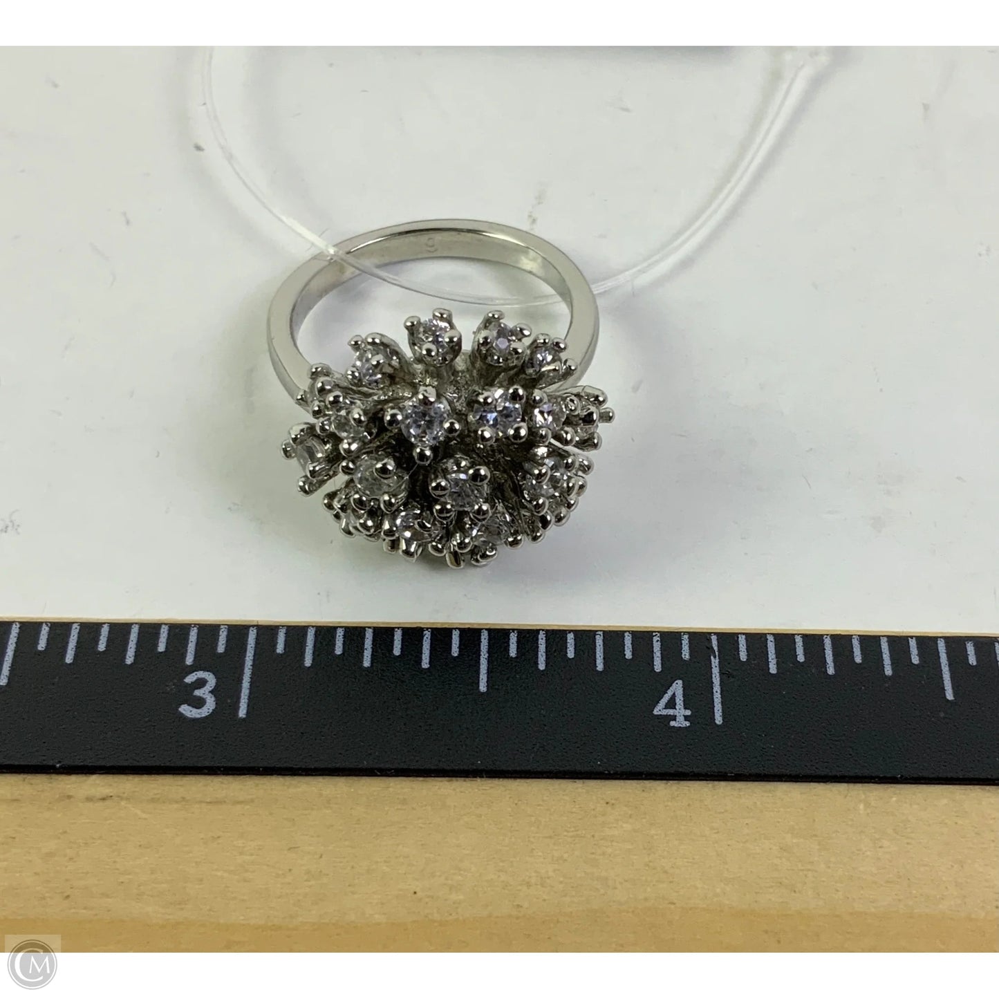 Ring Statement By Banana Republic SIZE: 6