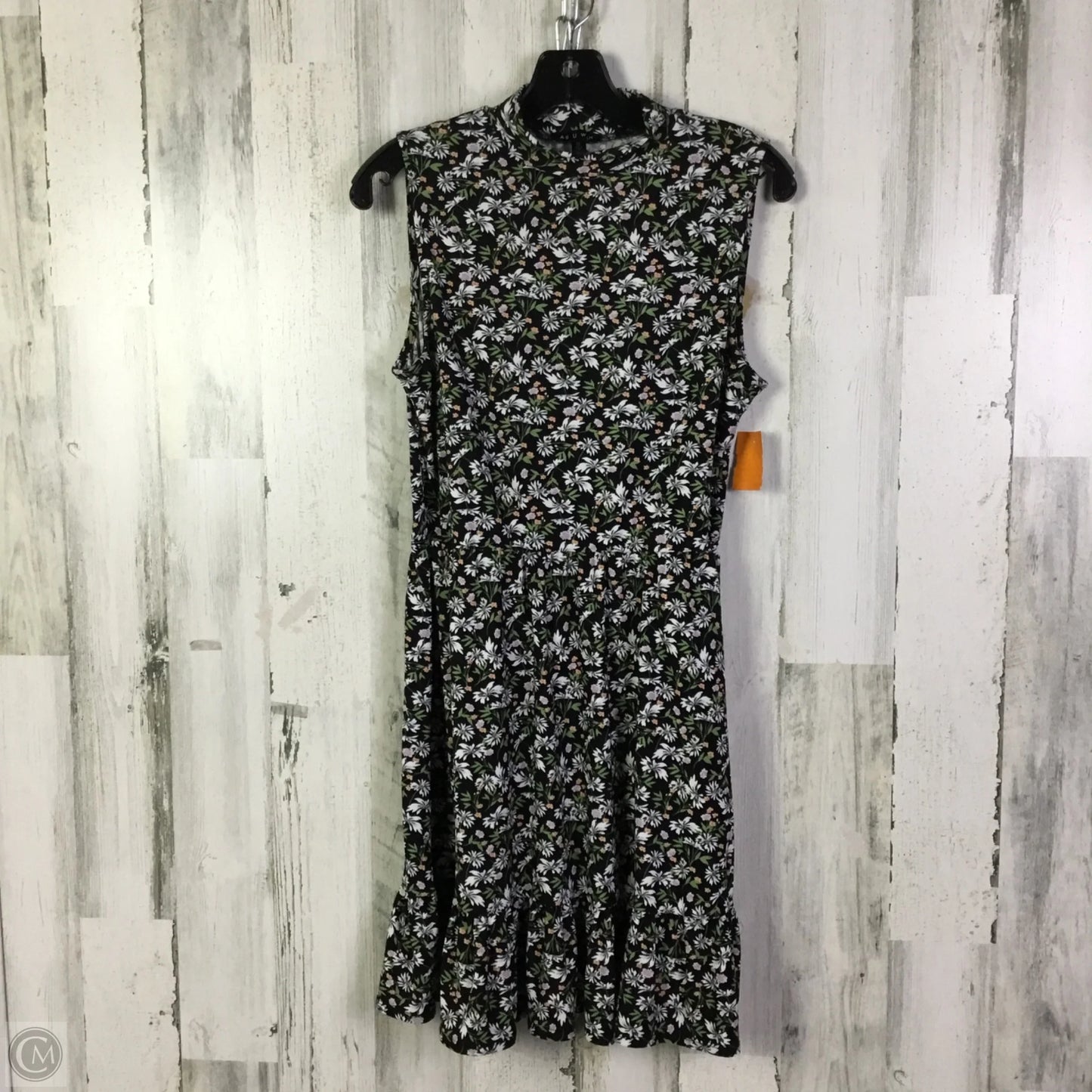 Dress Casual Short By Clothes Mentor In Black, Size: M