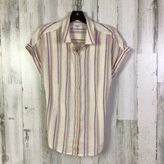 Top Short Sleeve By Clothes Mentor In Cream, Size: S