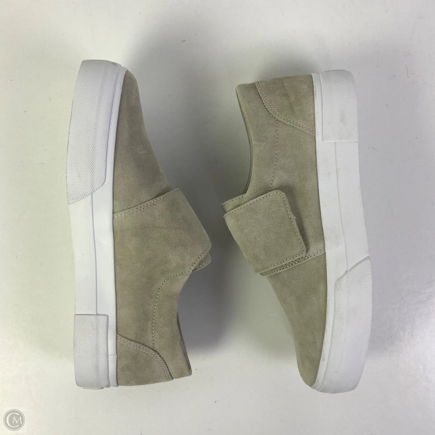 Shoes Flats By Vince In Grey, Size: 9