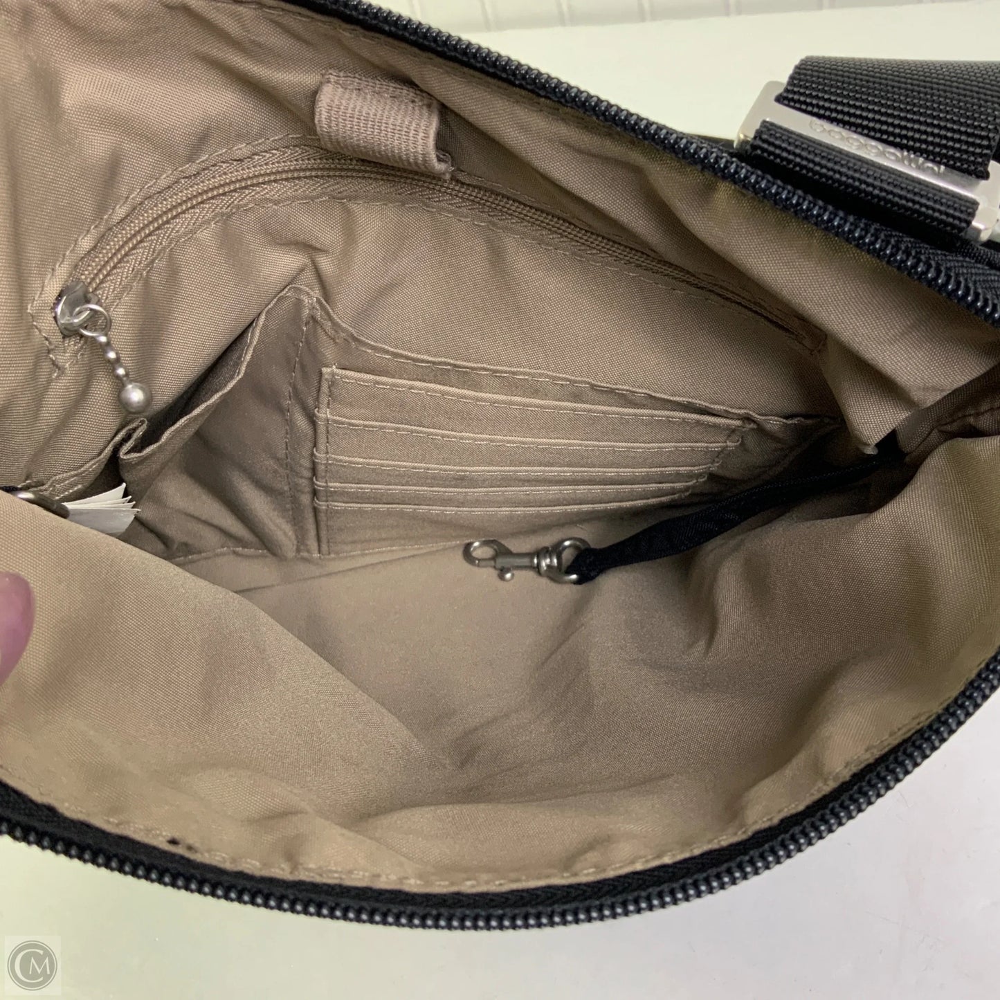 Crossbody By Baggallini, Size: Medium