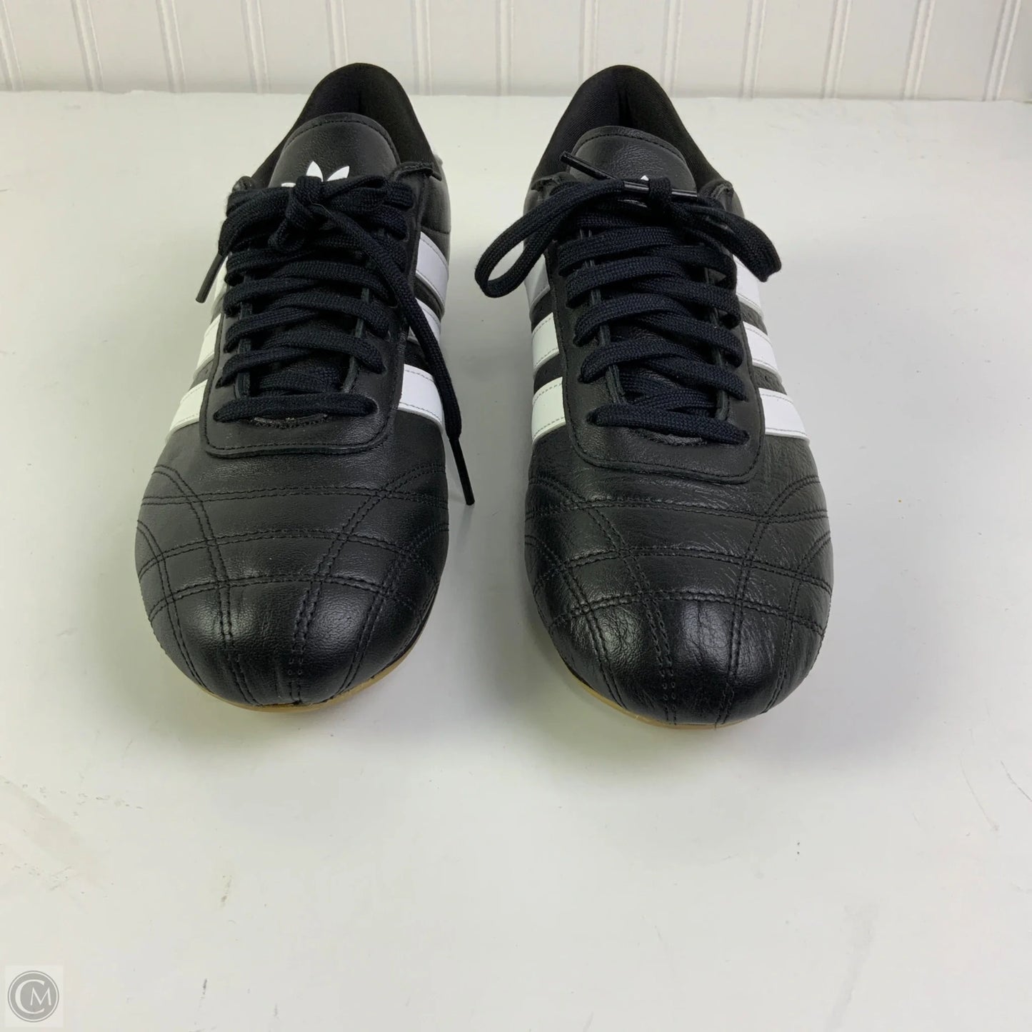 Shoes Sneakers By Adidas In Black & White, Size: 9.5