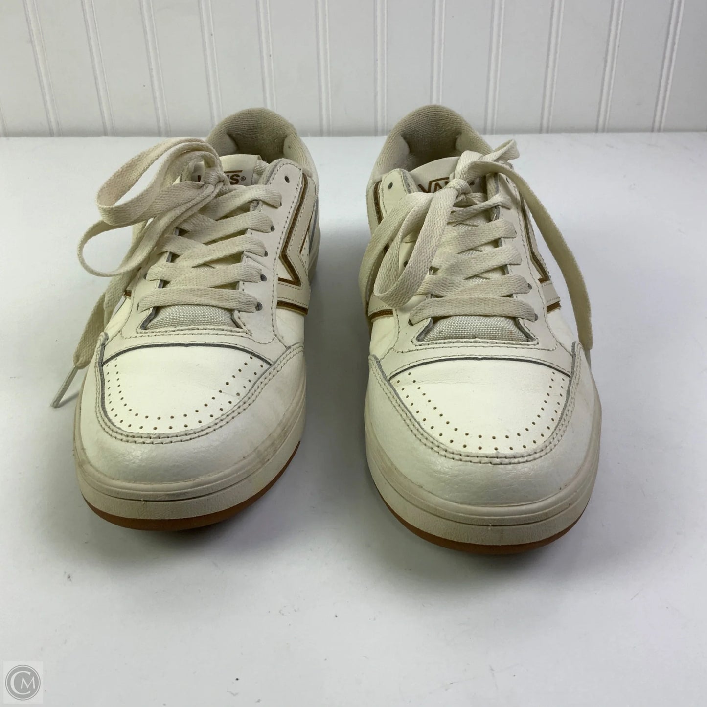 Shoes Sneakers By Vans In Cream, Size: 10