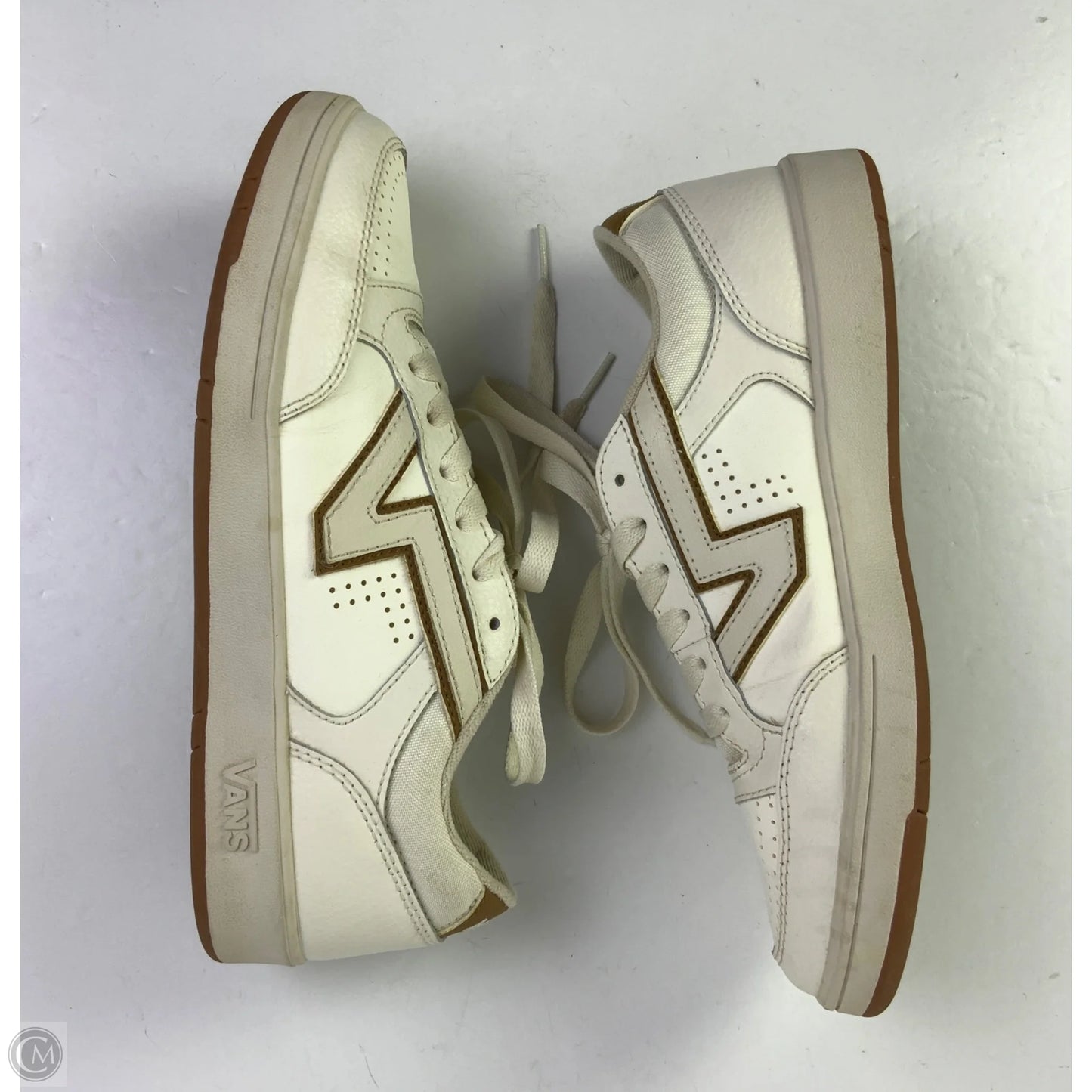 Shoes Sneakers By Vans In Cream, Size: 10