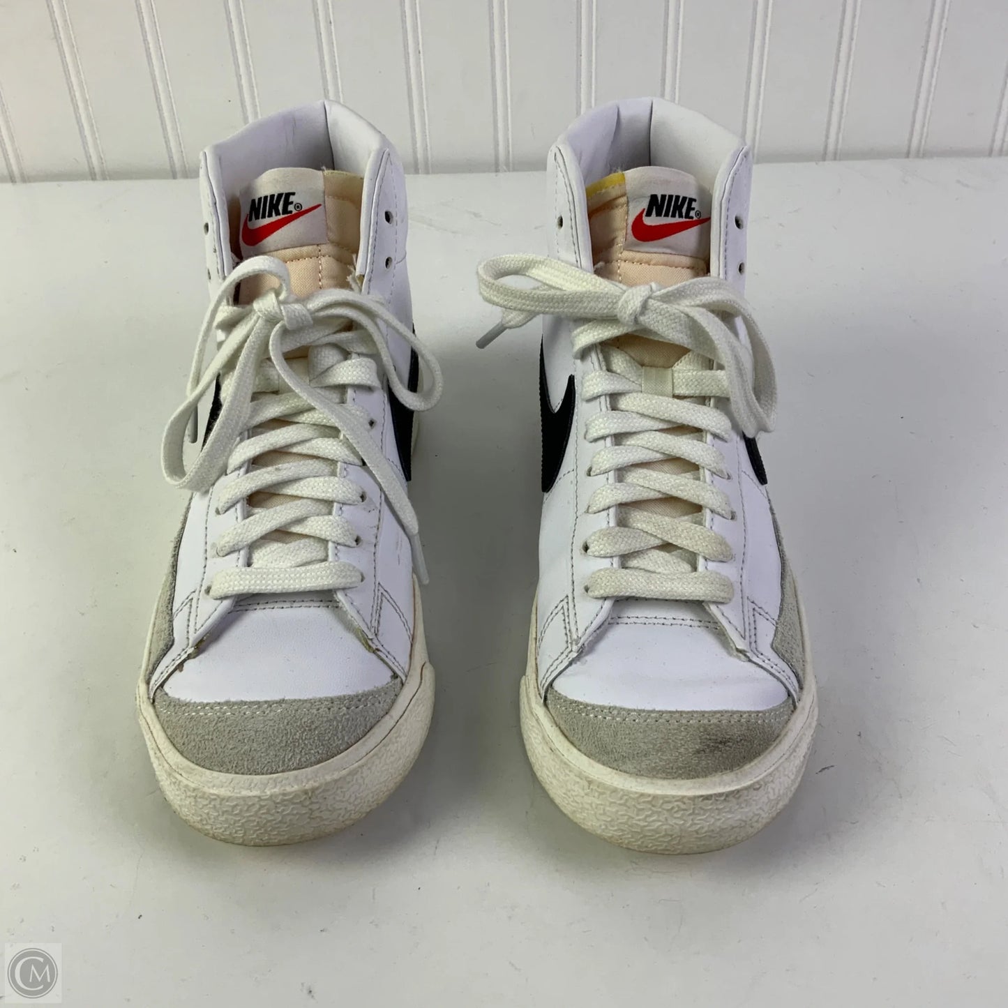 Shoes Sneakers By Nike In White, Size: 7