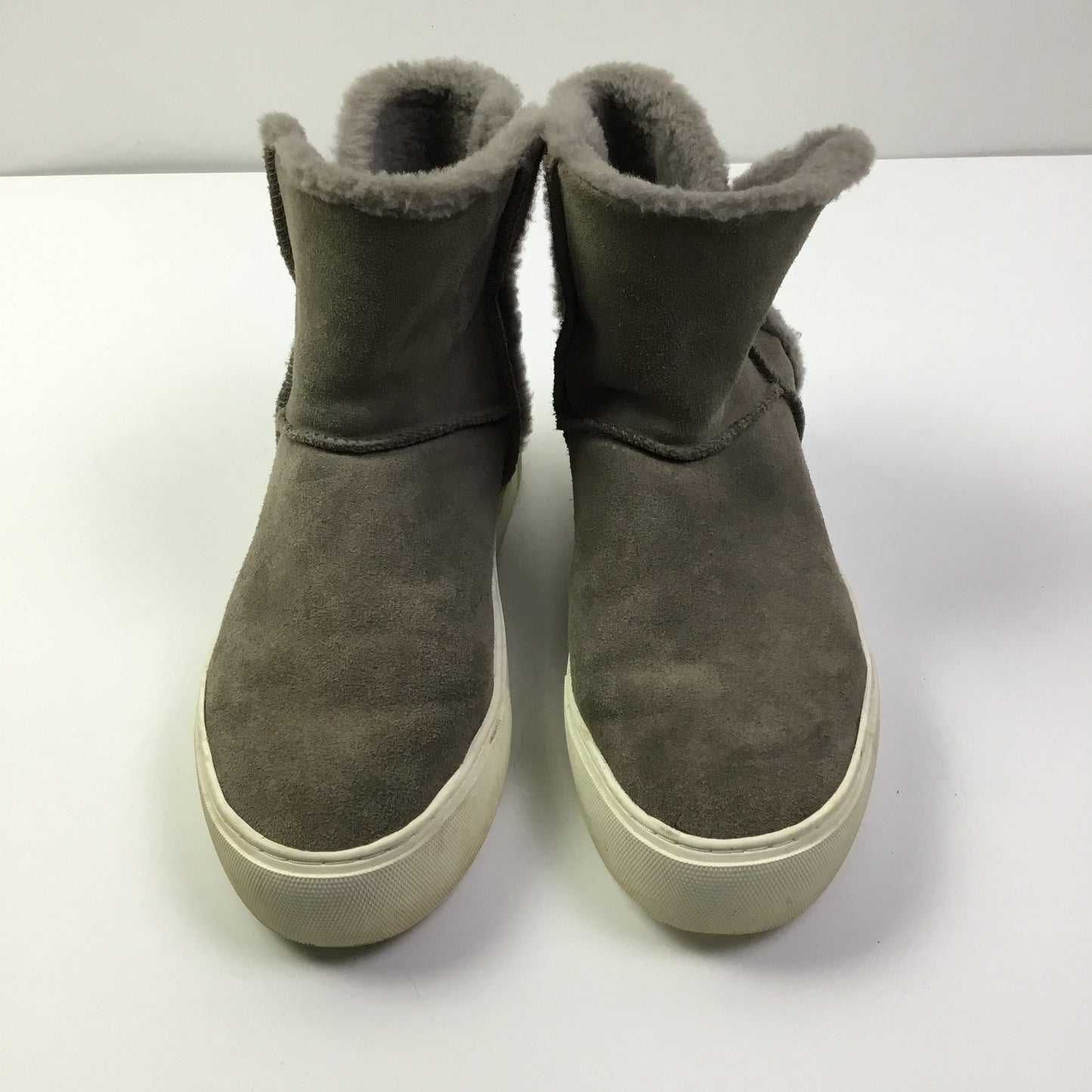 Boots Ankle Flats By Ugg In Grey, Size: 8.5