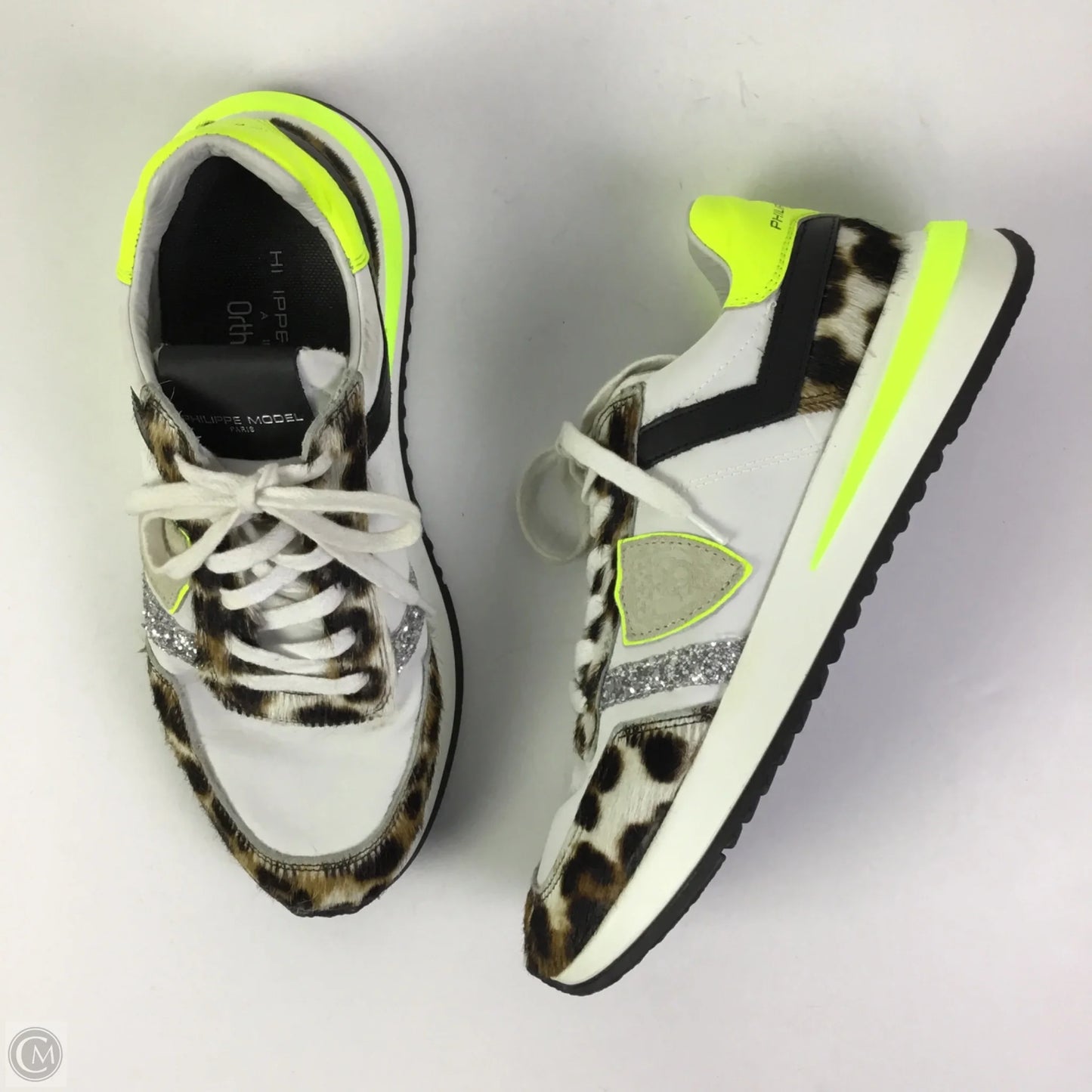 Shoes Sneakers By Clothes Mentor In Animal Print, Size: 7