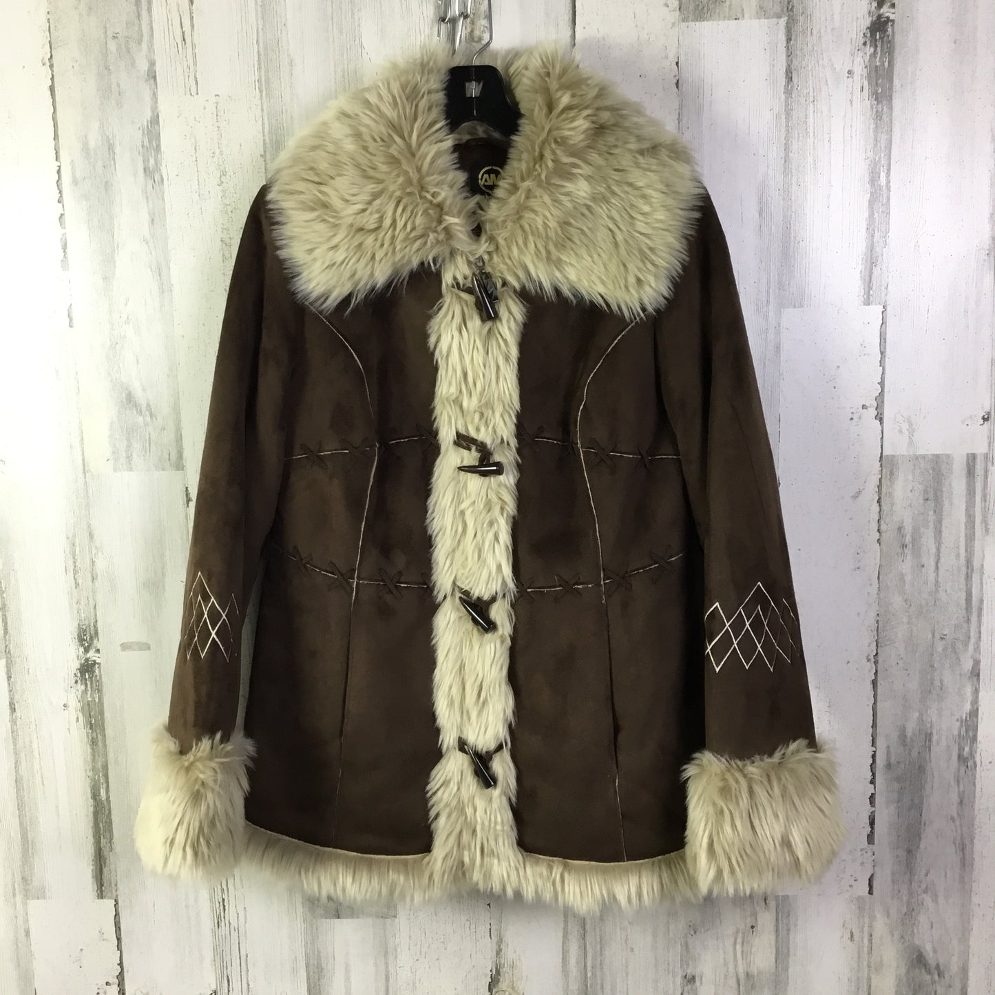 Coat Faux Fur & Sherpa By Clothes Mentor In Brown, Size: M