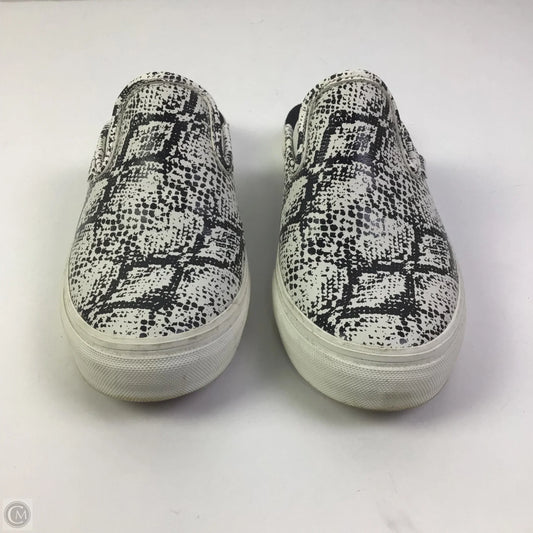 Shoes Flats By Vans In Black & White, Size: 6