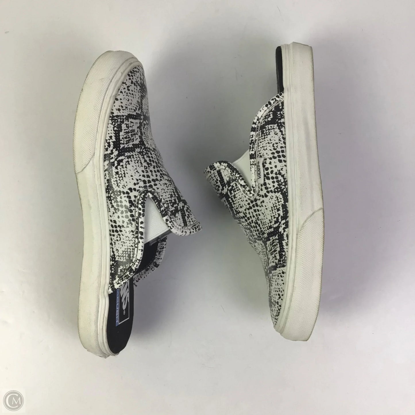 Shoes Flats By Vans In Black & White, Size: 6