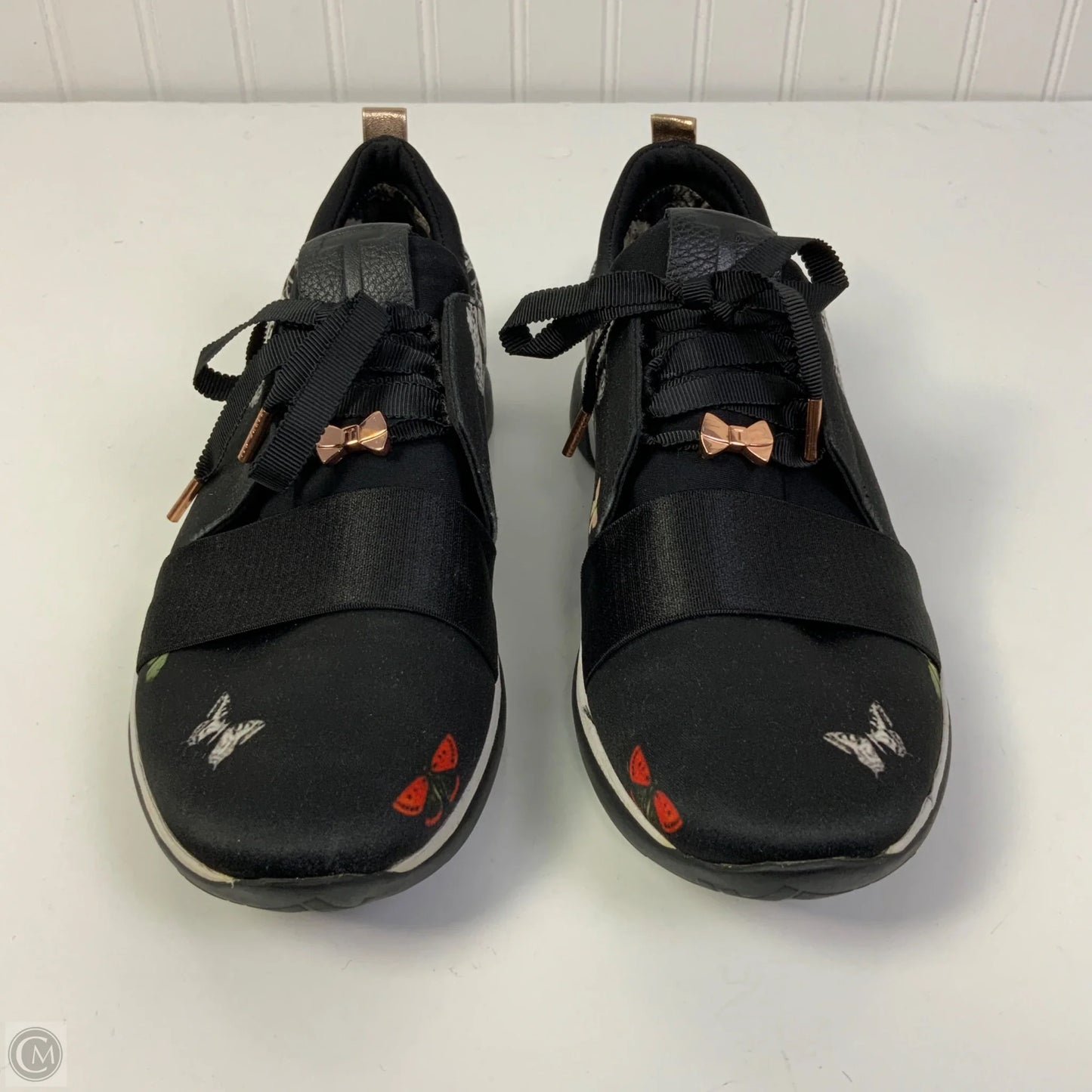 Shoes Athletic By Ted Baker In Black & White, Size: 8.5