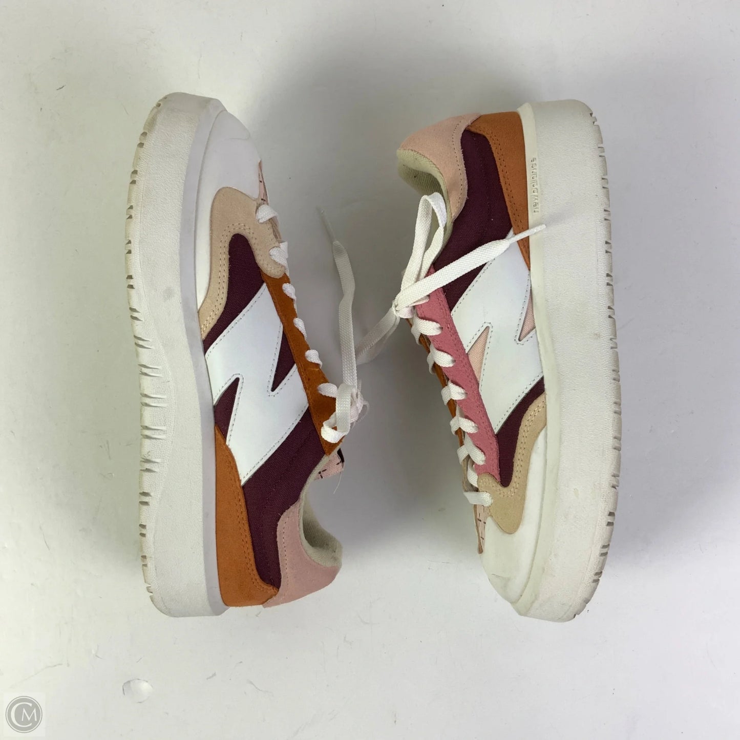 Shoes Sneakers By New Balance In Pink, Size: 9