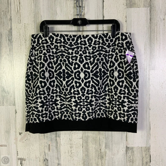 Skort By Attyre In Black & White, Size: 14