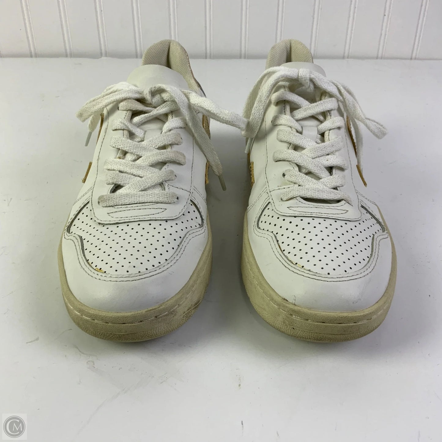 Shoes Sneakers By Veja In White, Size: 8