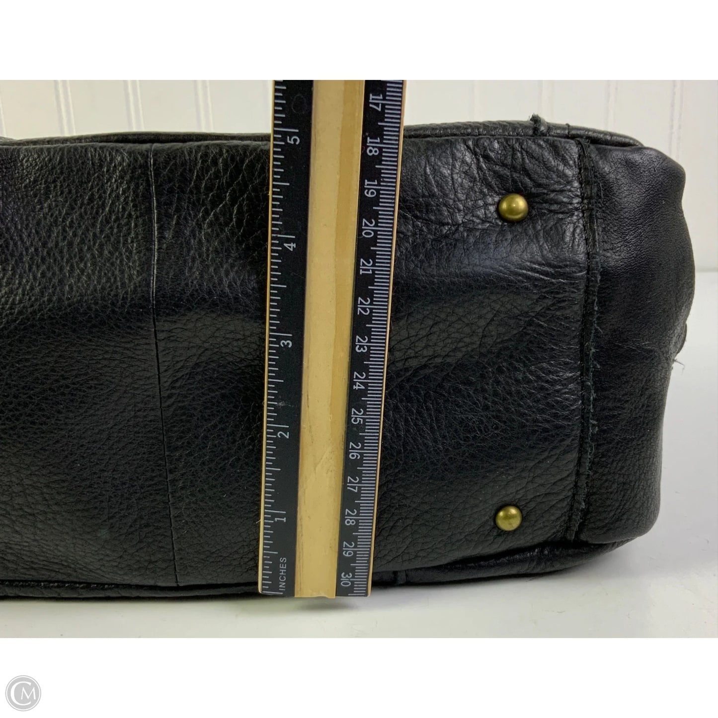 Handbag Leather By Clothes Mentor, Size: Medium