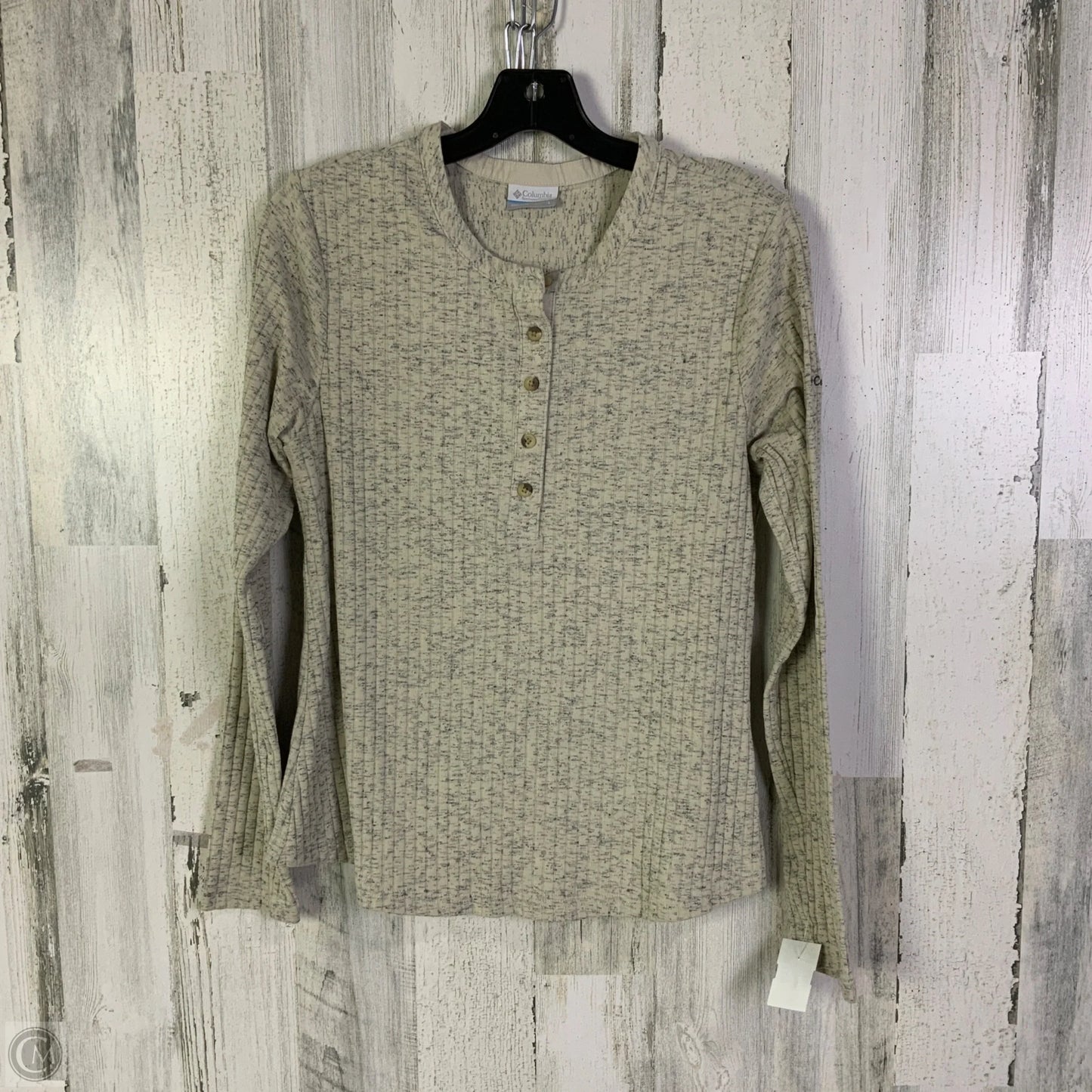 Top Long Sleeve By Columbia In Cream, Size: L