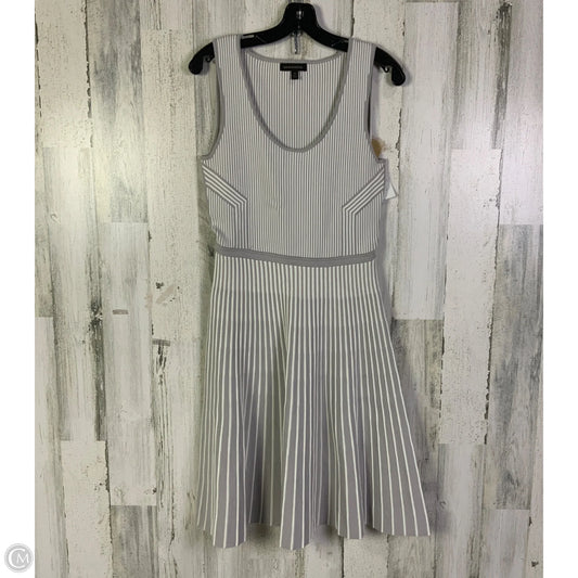 Dress Casual Short By Banana Republic In Grey, Size: M