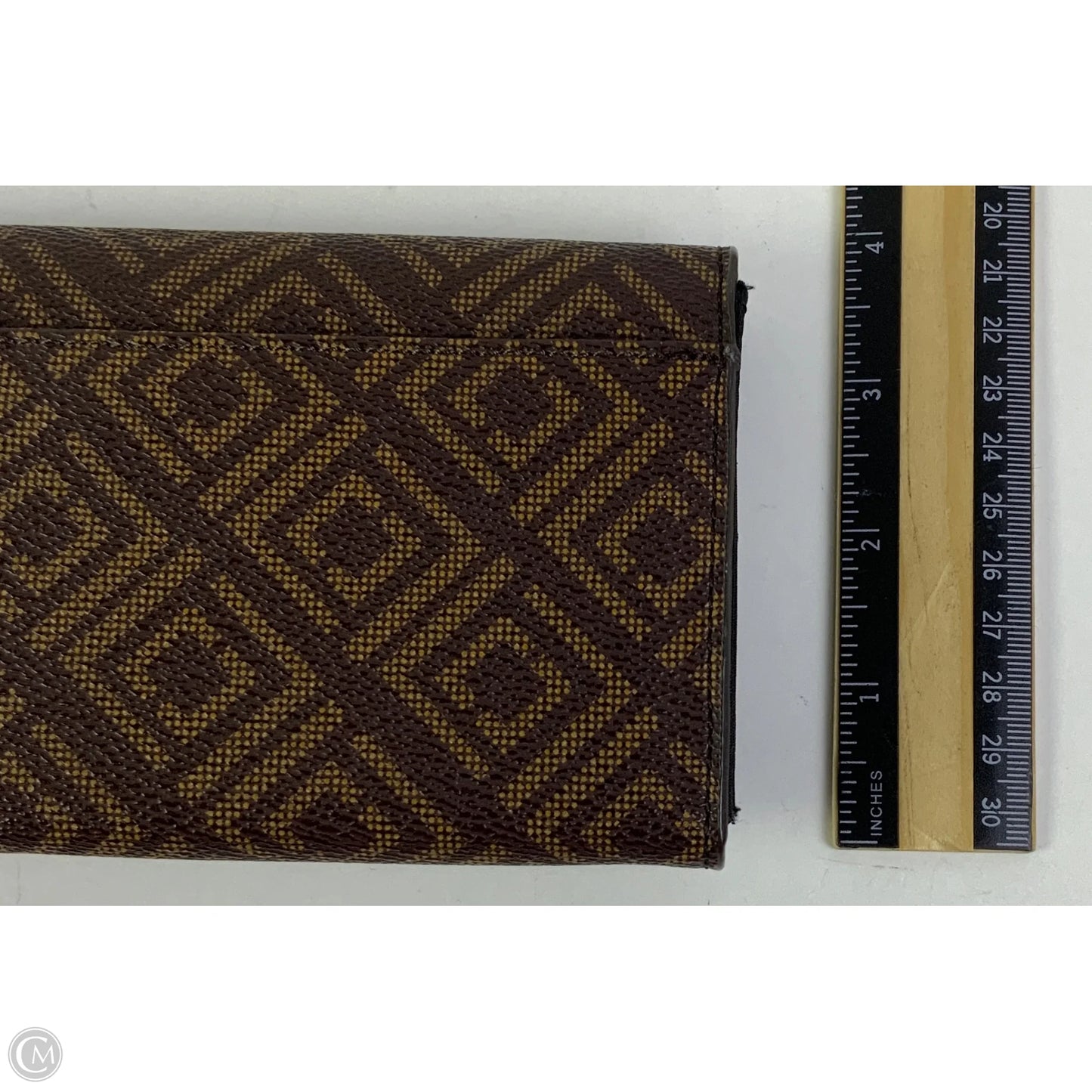 Wallet By Liz Claiborne, Size: Medium