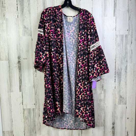 Kimono By Clothes Mentor In Black & Pink, Size: Xl