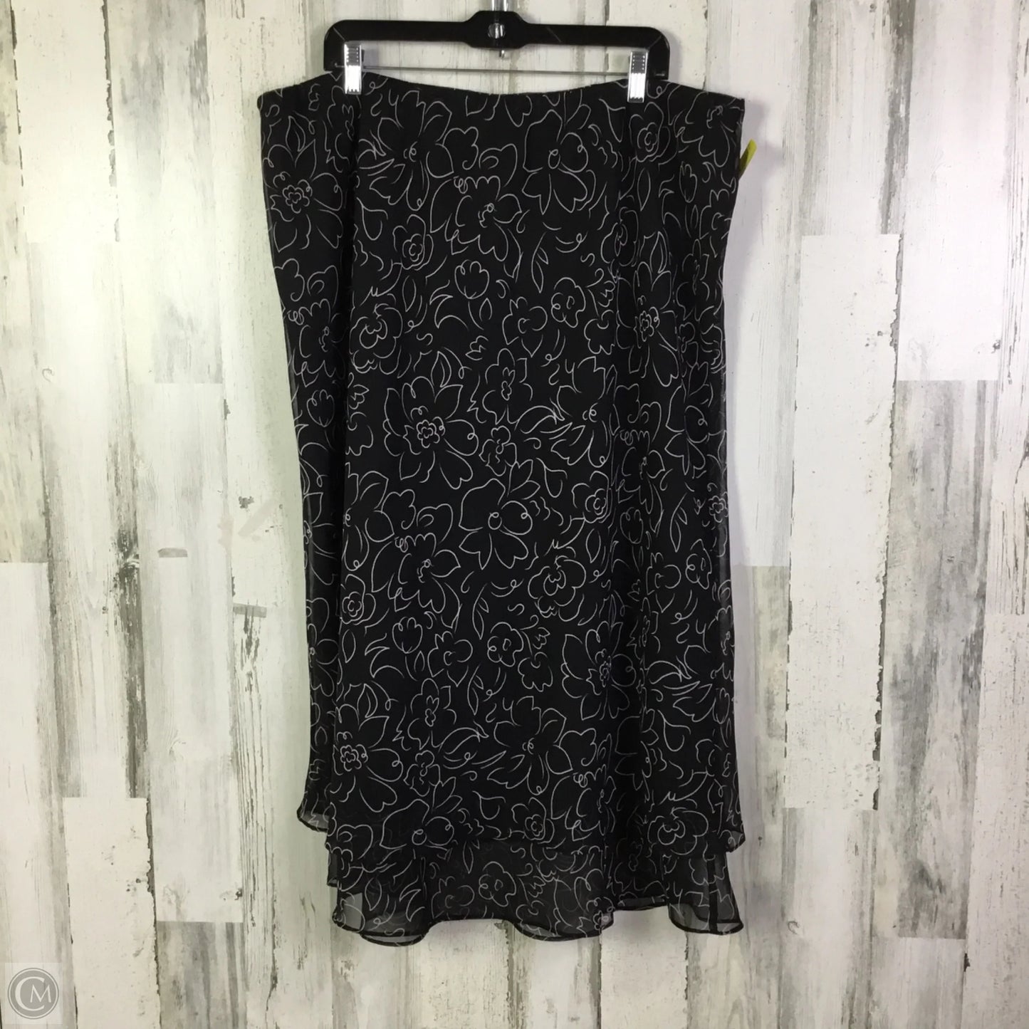 Skirt Maxi By Cato In Black & Pink, Size: 22