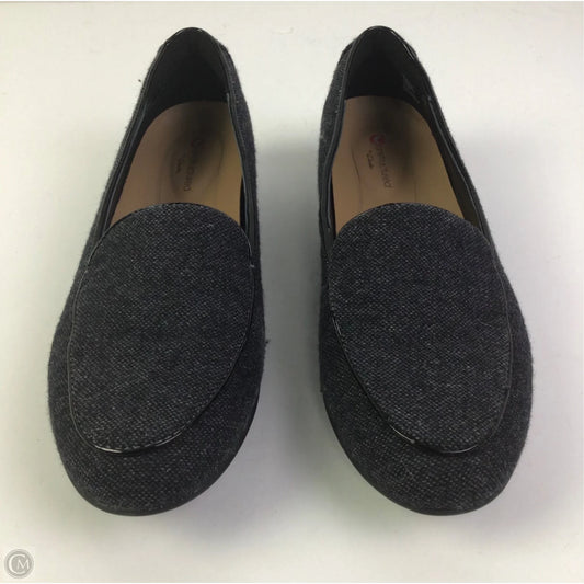 Shoes Flats By Clarks In Grey, Size: 7.5